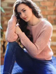 Elite escort service in Umarga for home and hotel visits